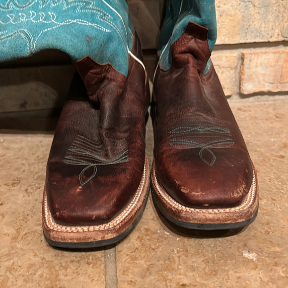 Cinch cowgirl boots. - Picture 4 of 7